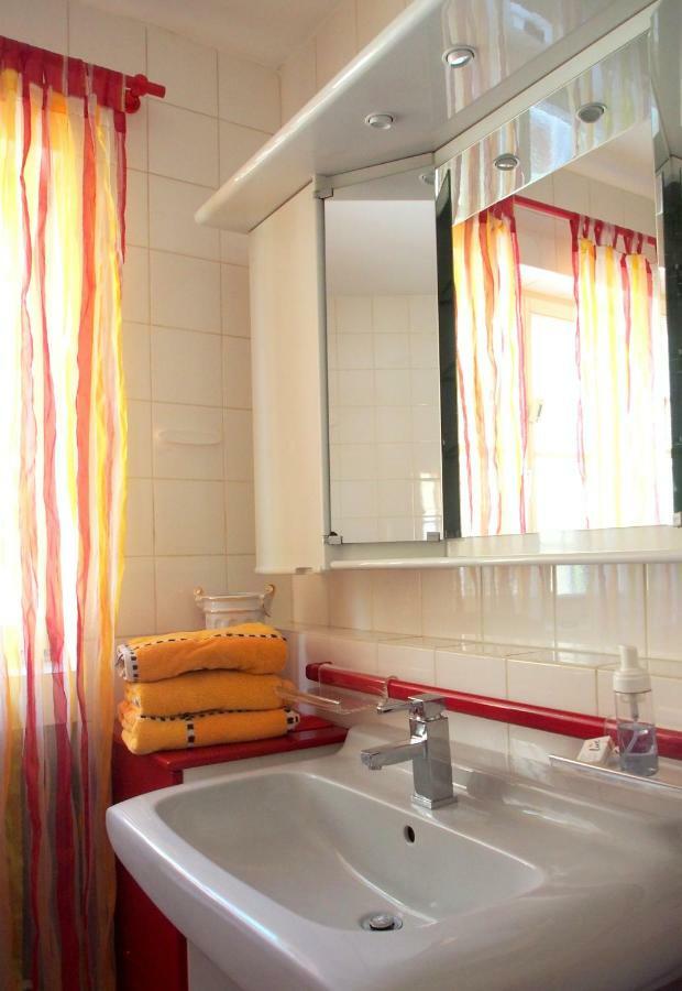 Ferienwohnung Meintzinger フリッケンハウゼン・アム・マイン エクステリア 写真