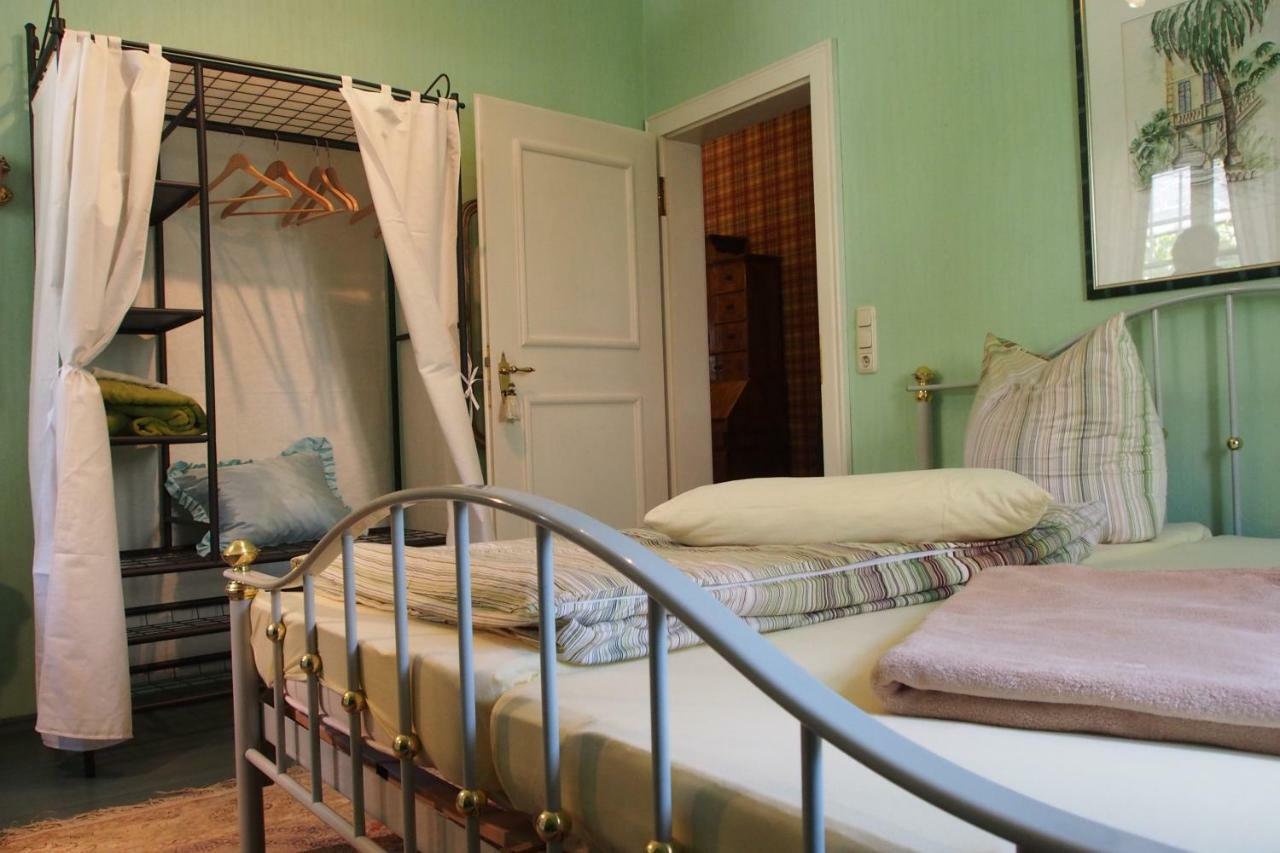 Ferienwohnung Meintzinger フリッケンハウゼン・アム・マイン エクステリア 写真
