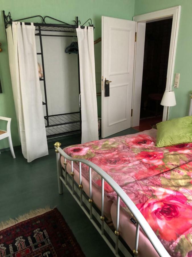 Ferienwohnung Meintzinger フリッケンハウゼン・アム・マイン エクステリア 写真